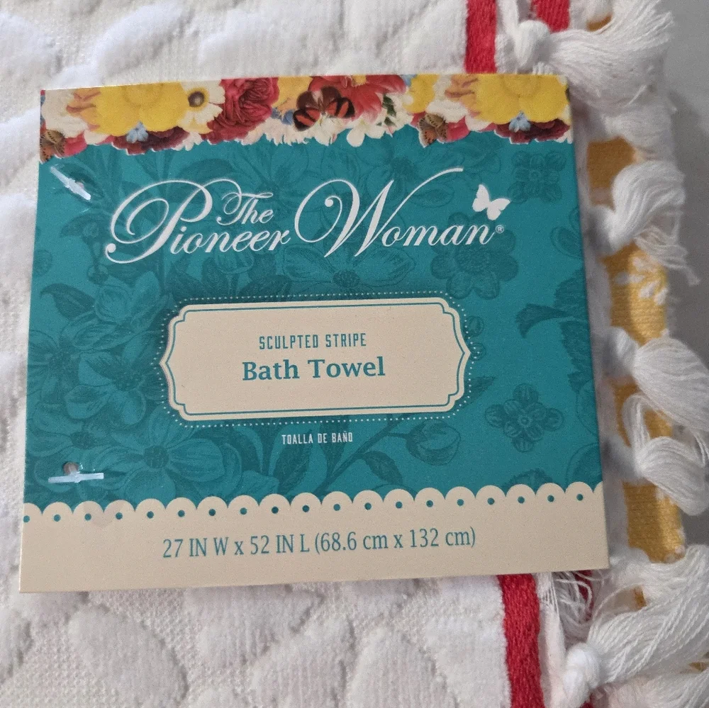 The Pioneer Woman Sculpted Stripe Bath Towel - Set of 2 100% Cotton